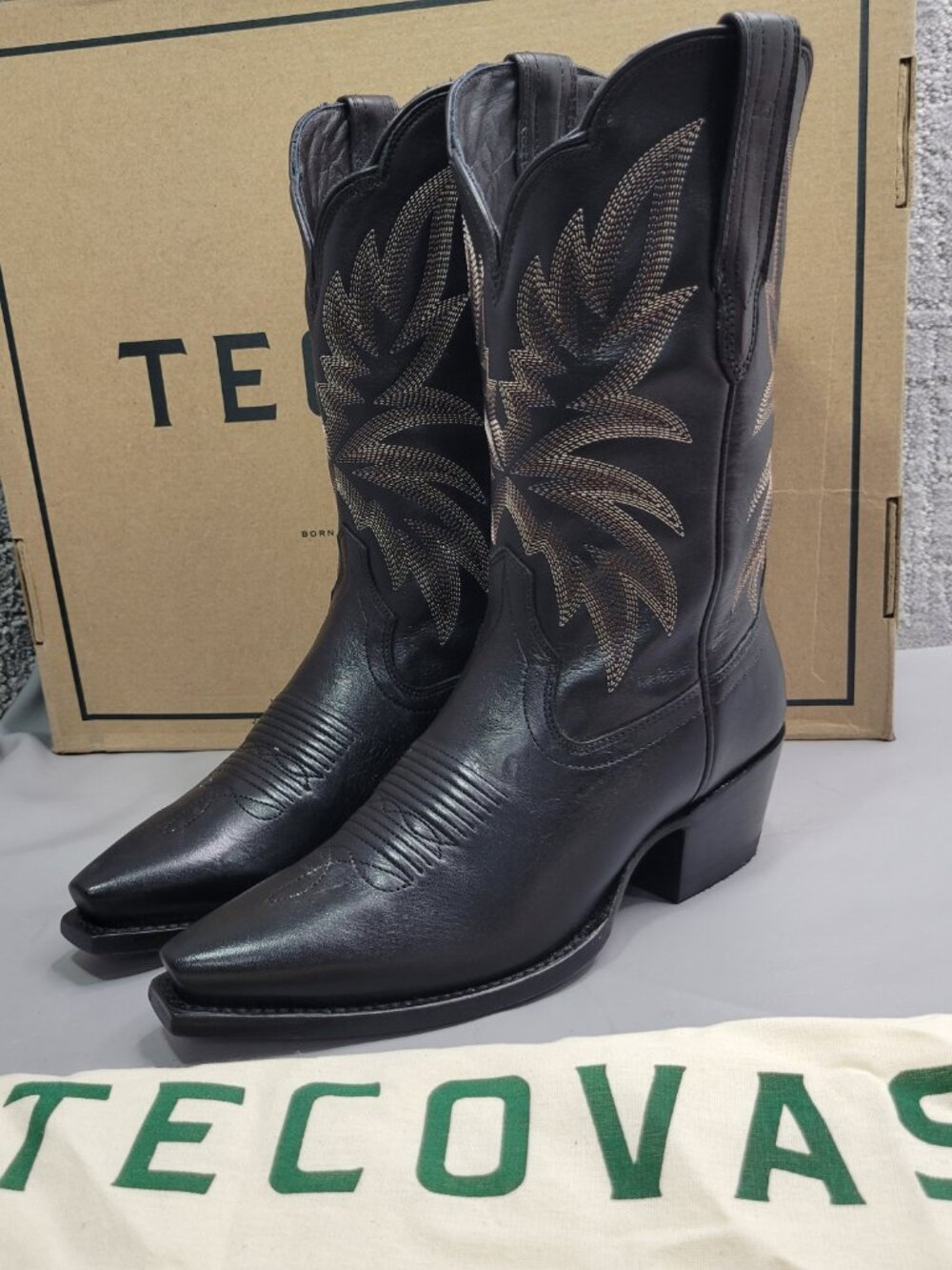 Tecovas the Sadie Women's Size US 8B Midnight Cowhide Cowgirl Boots - Picture 9 of 13